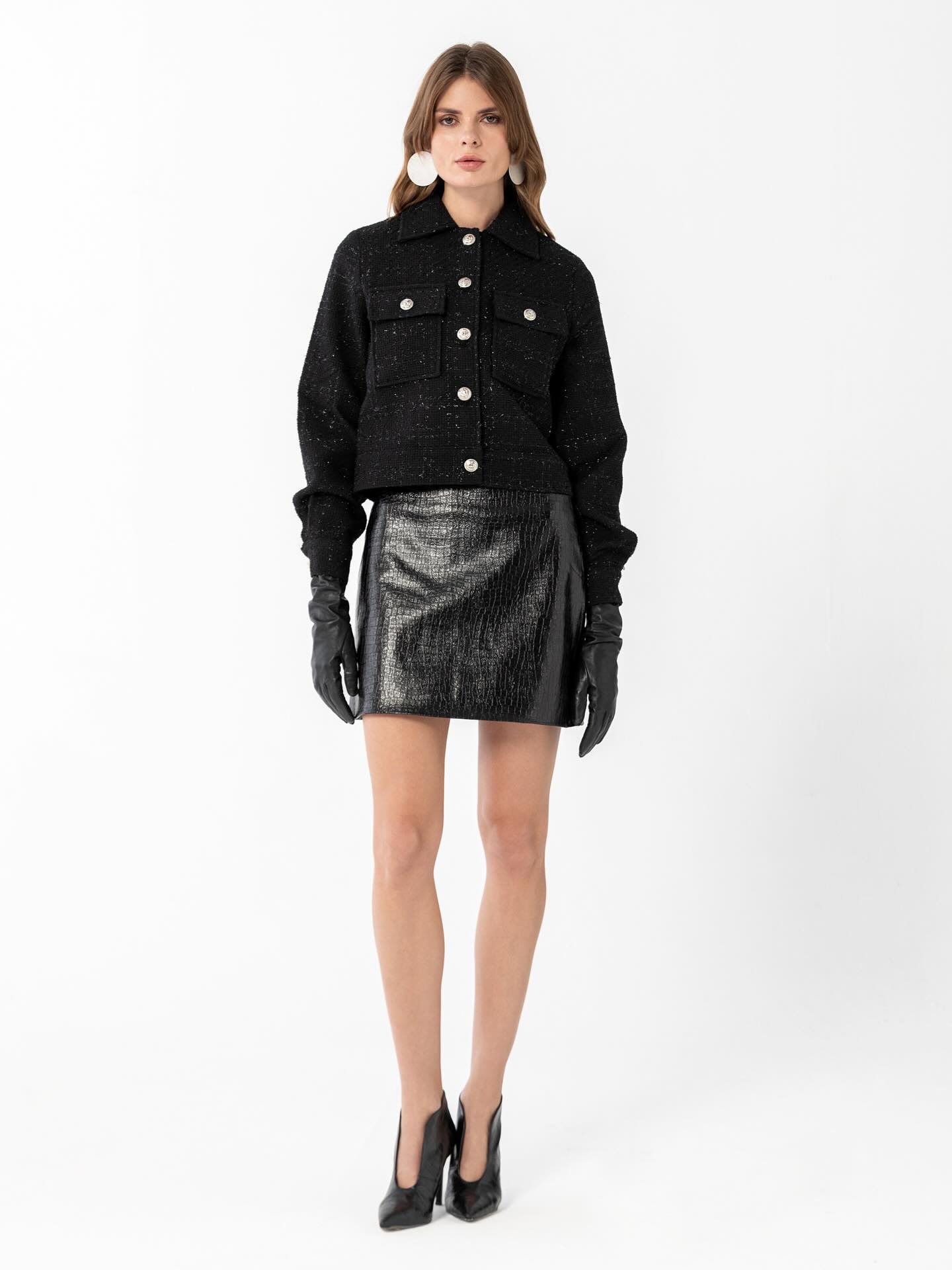 Mat ve parlak dengesiyle fark yaratan bir kombin.
#allsences